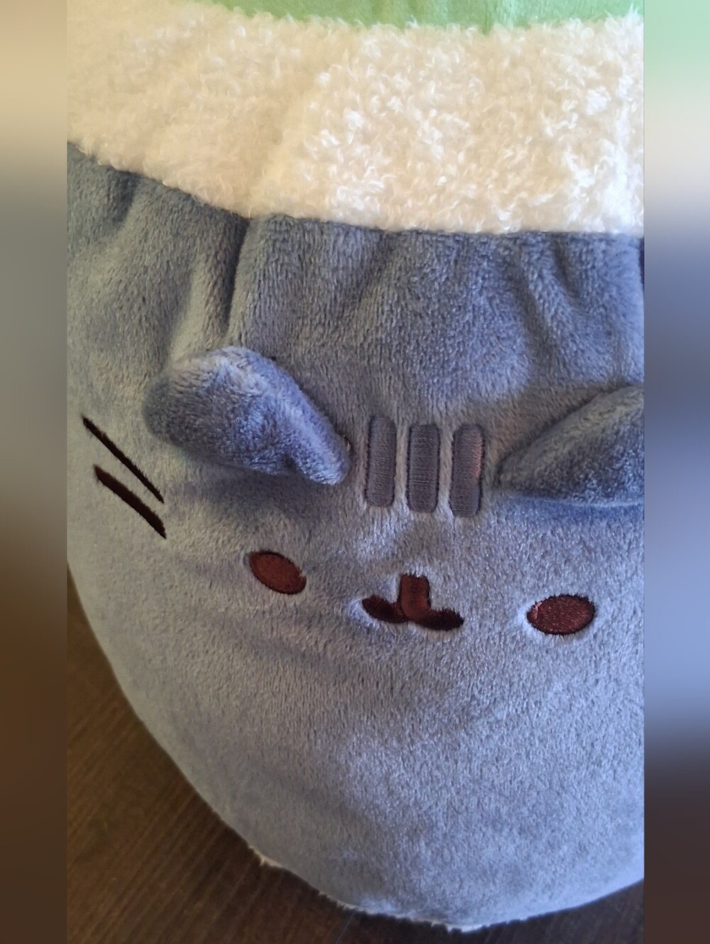 GUND Pusheen Bento Sushi Roll plush toy.